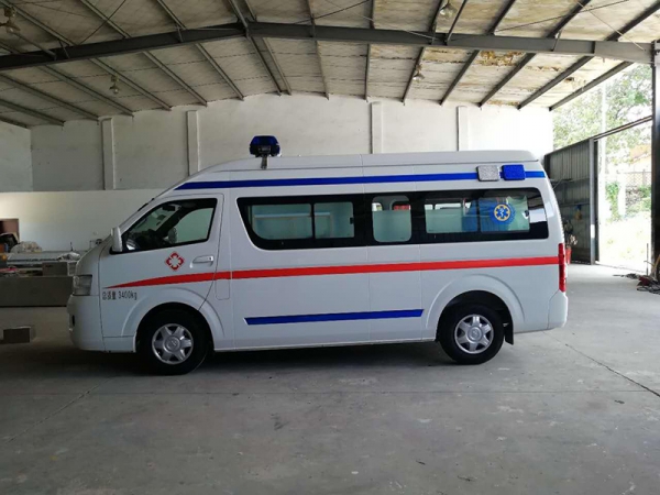 Datsun G10 automatic ambulance