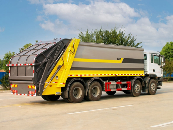 SINOTRUK Duty Truck 8x4