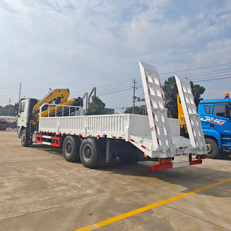 6x4 Shacman F3000 XCMG 16-ton Robotic arm