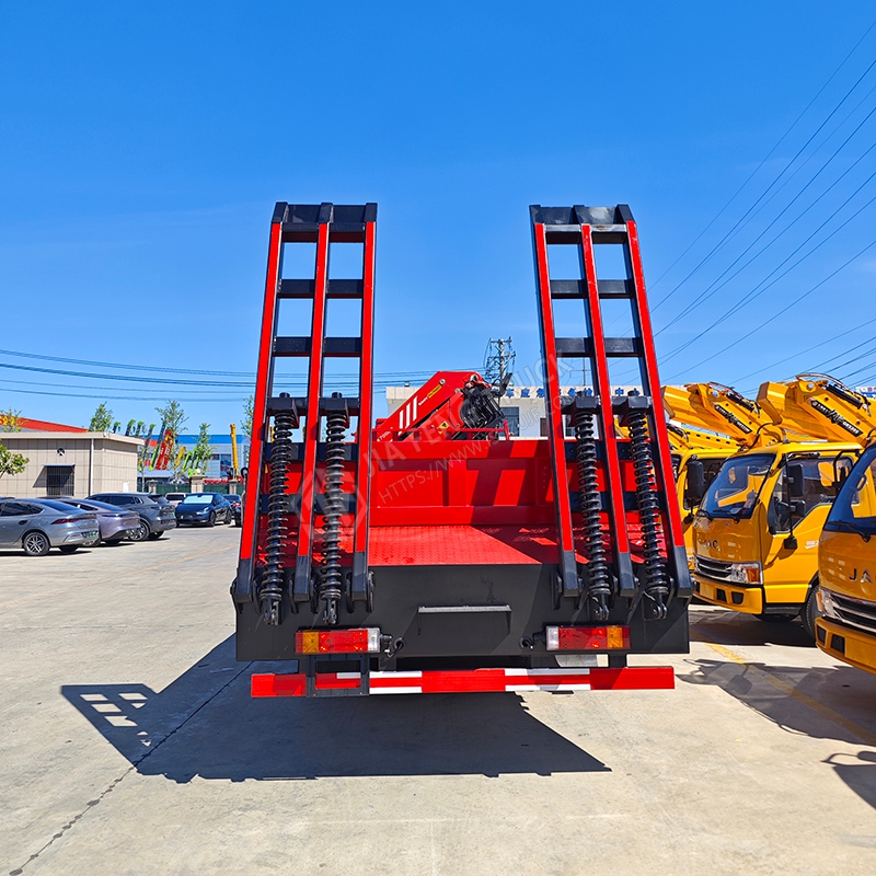 8x4 Shaanxi Automobile 22-ton folding Robotic arm