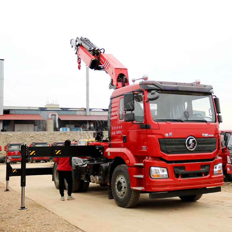 DeLong M3000 Tractor Unit with Sany 20-Ton Robotic arm Crane