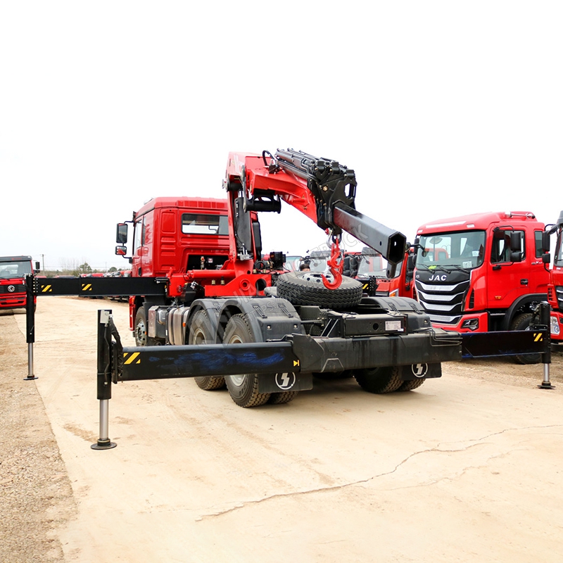 DeLong M3000 Tractor Unit with Sany 20-Ton Robotic arm Crane