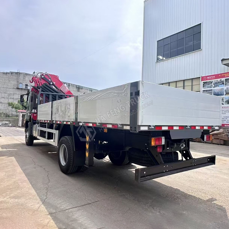 Isuzu 4x4 Mechanical Arm Crane with Aluminum Alloy Cargo Box