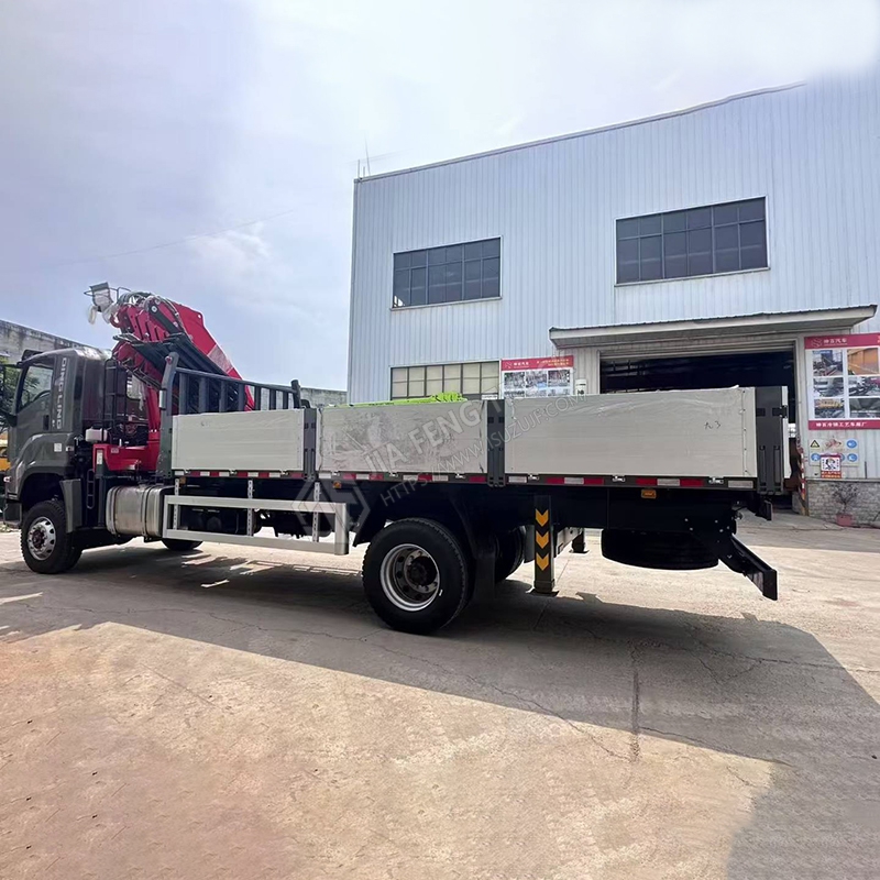 Isuzu 4x4 Mechanical Arm Crane with Aluminum Alloy Cargo Box