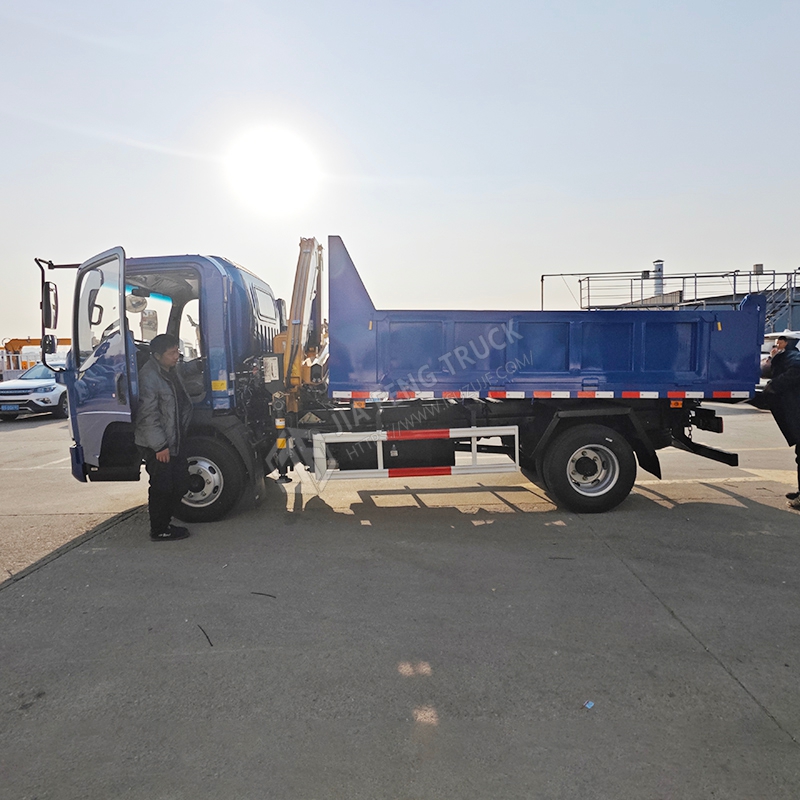 HOWO 4x2 Dump Truck with 4-Ton Mechanical Arm Crane