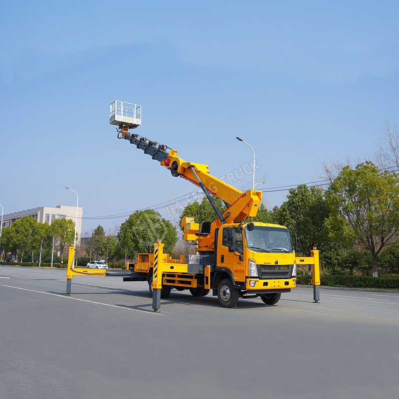 شاحنة عمل جوية Sinotruk HOWO 30 متر