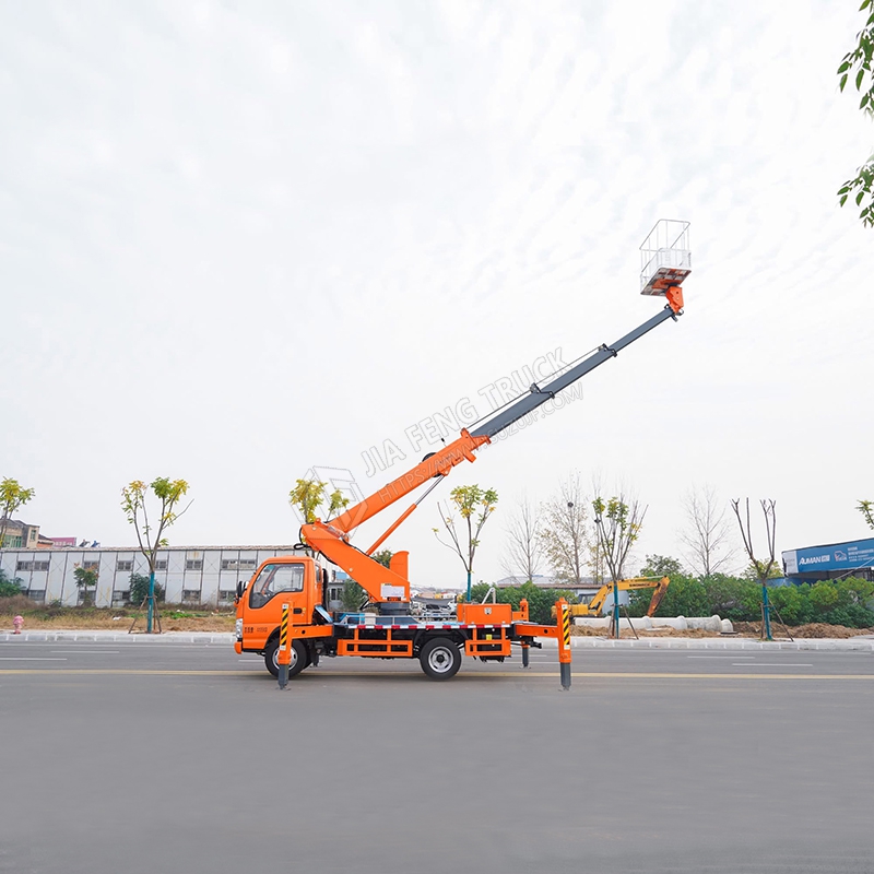 Isuzu 20-Meter Aerial Work Truck