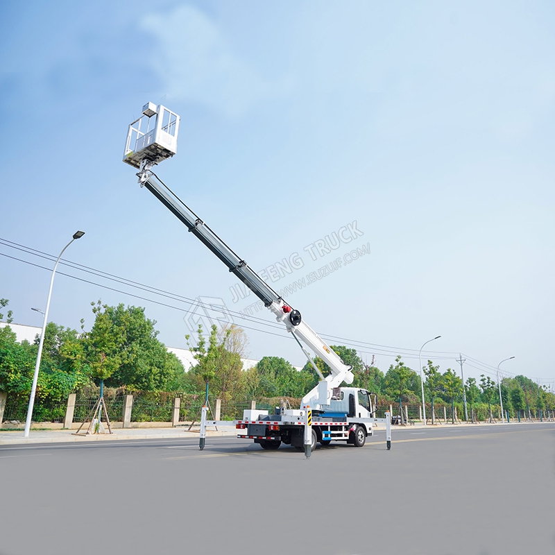 Isuzu 23-meter aerial work truck