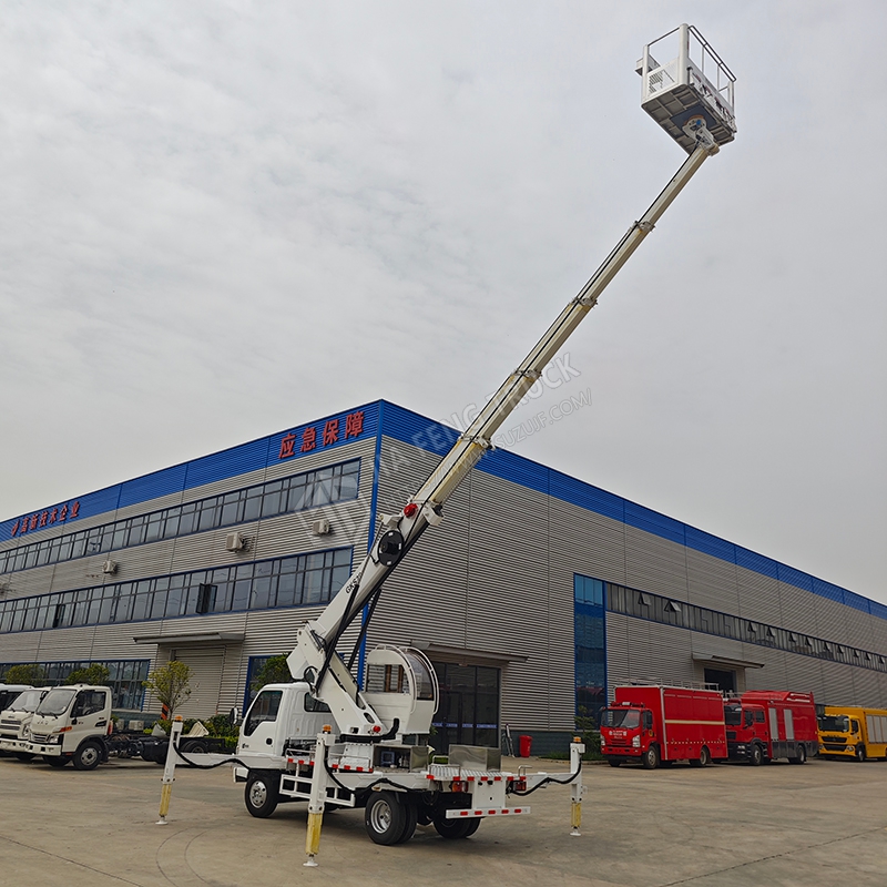 Isuzu 28-Meter Aerial Work truck