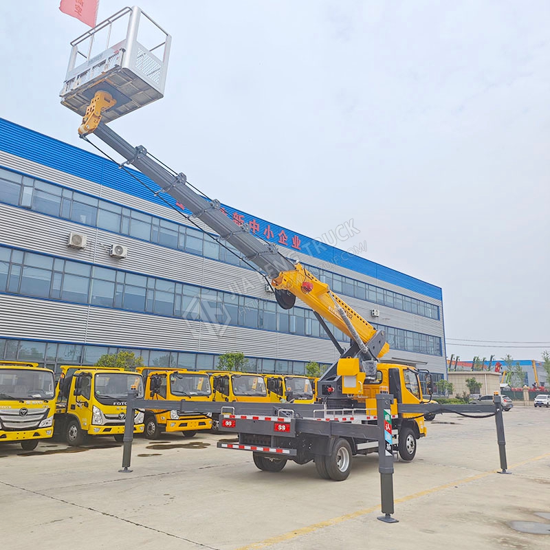 Foton Aulion 32-Meter Aerial Work truck