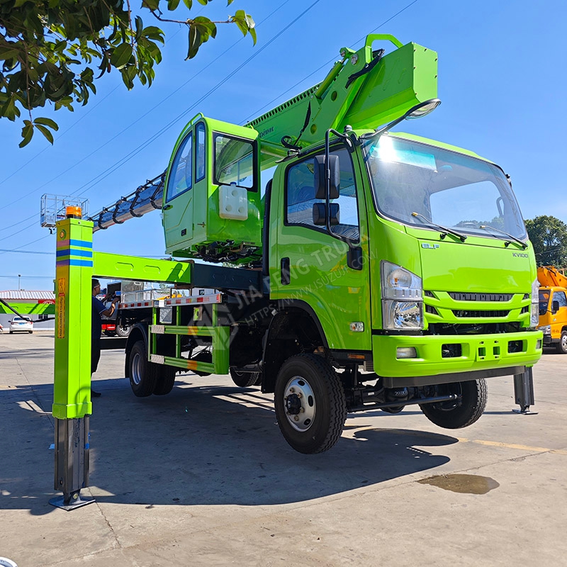 Isuzu 4x4 33-meter Aerial work Truck