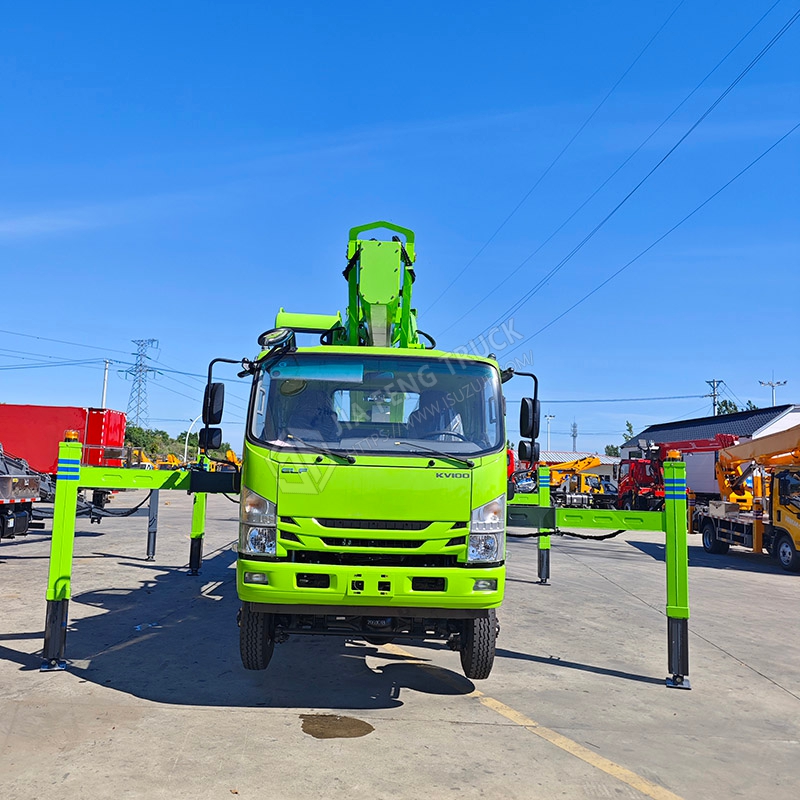 Isuzu 4x4 33-meter Aerial work Truck