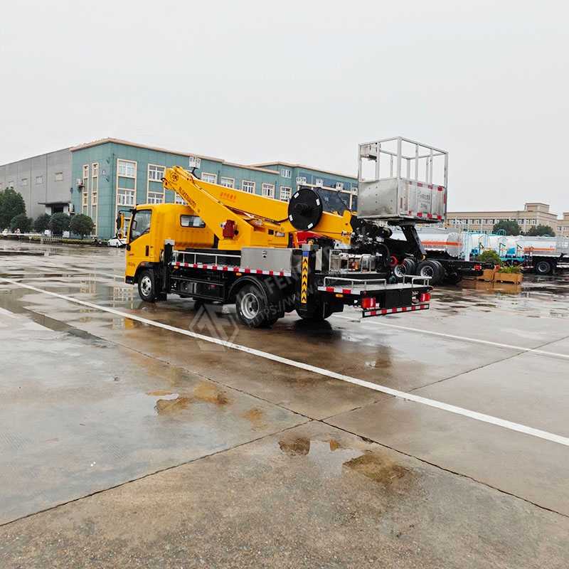 Sinotruk Howo 30-Meter Aerial Work Truck