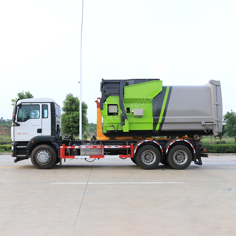 Sinotruk Sandaika 25-Ton Hook Arm Garbage Truck