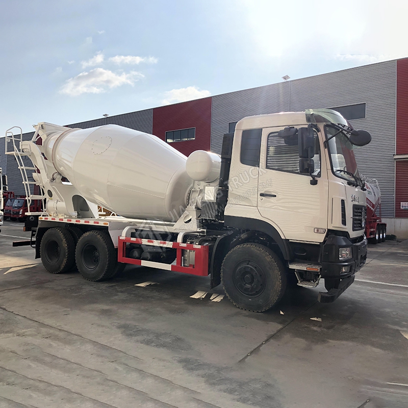 Dongfeng Tianlong 3-Axle Mixer Truck