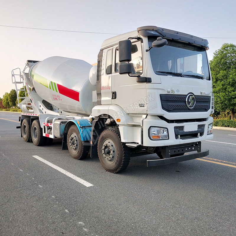 Shacman Automobile Natural Gas 4-Axle Mixer Truck