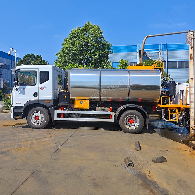 Dongfeng 12-cubic-meter asphalt spreader truck