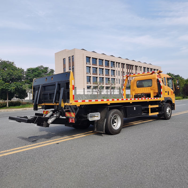 Sinotruk Howo 10-Ton Tow Truck with Towing Capability