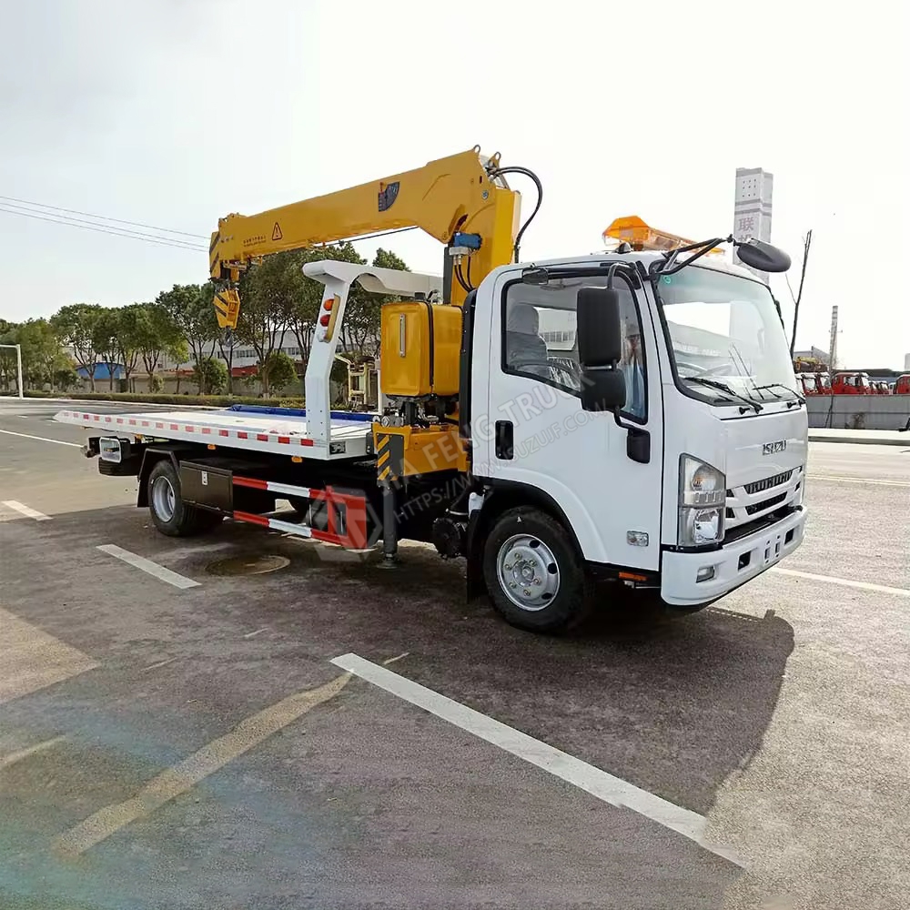 Isuzu Roadside Recovery Vehicle with Onboard Crane