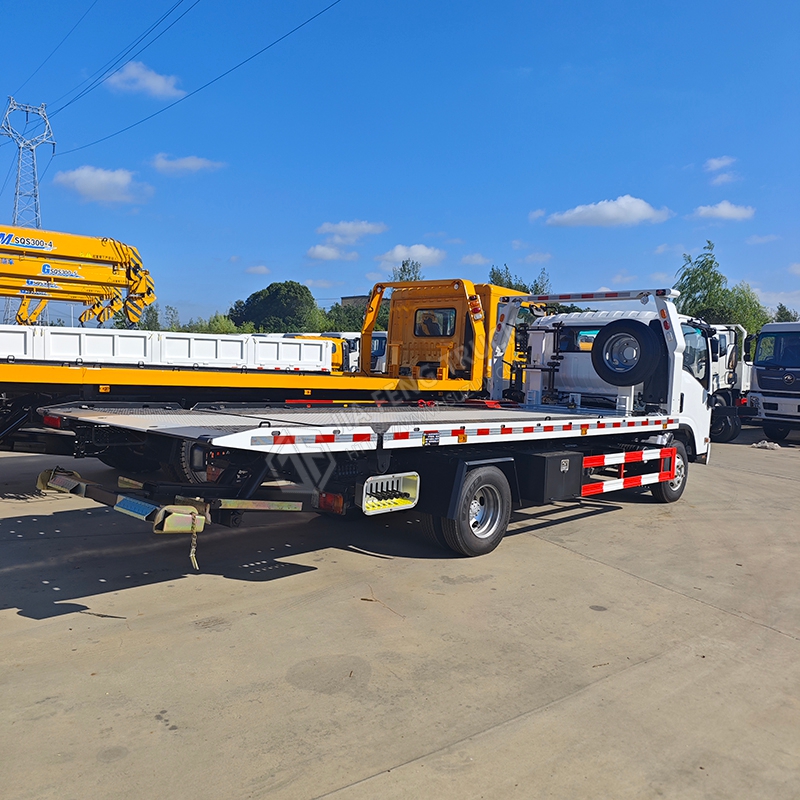 Isuzu KV100 4x2 Roadside Recovery Vehicle