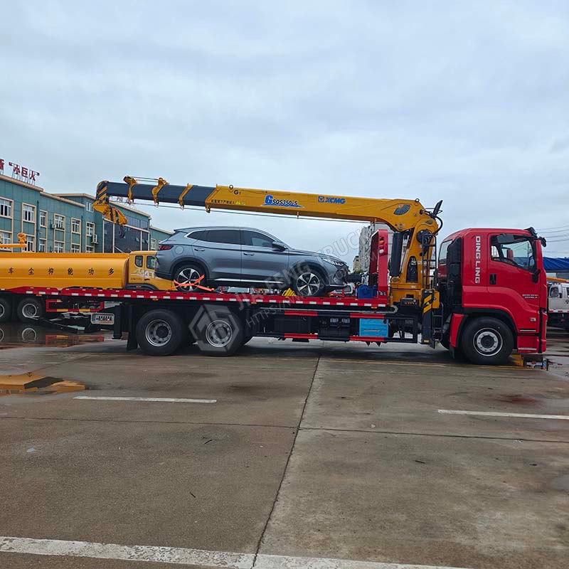 Isuzu 6x4 Tow Truck with XCMG 14-Ton 5-Section Boom Trailer