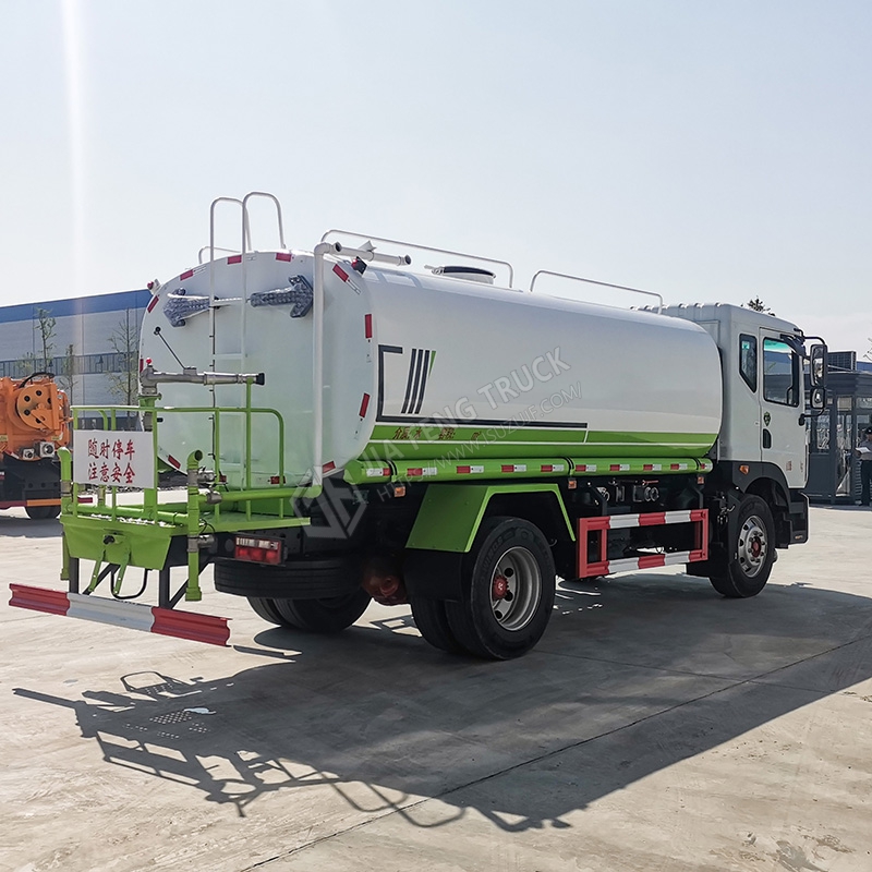 Dongfeng D9 Road Sprinkler Truck