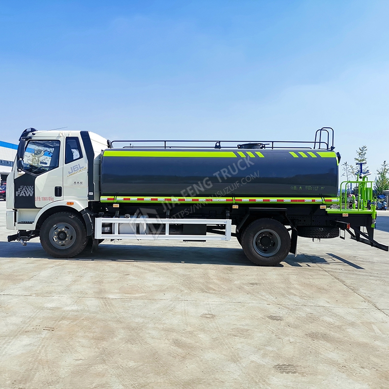 Jiefang J6 Road Sprinkler Truck