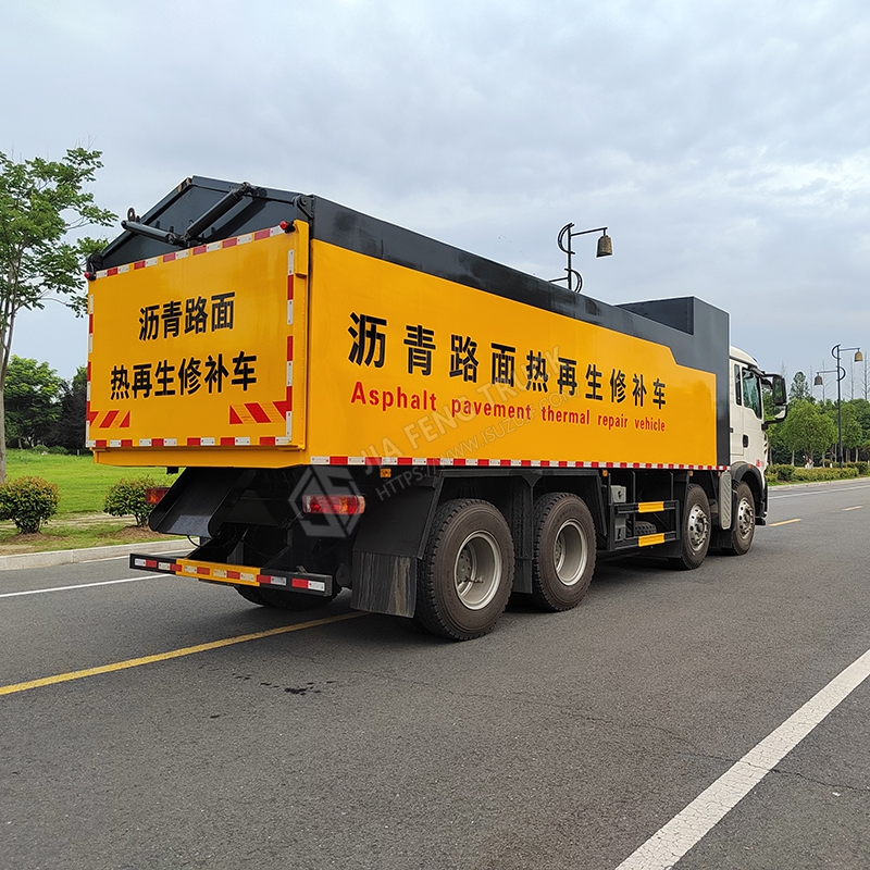 Sinotruk HOWO 8x4 Hot Recycling Asphalt Pavement Repair Truck