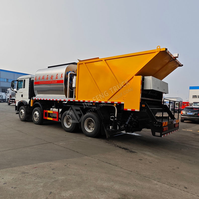 Sinotruk 20-cubic-meter Synchronous Stone-Crushing Seal Coat Truck