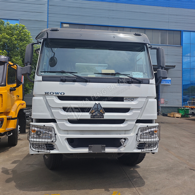 Sinotruk HOWO 8x4 тяжелый трактор с краном