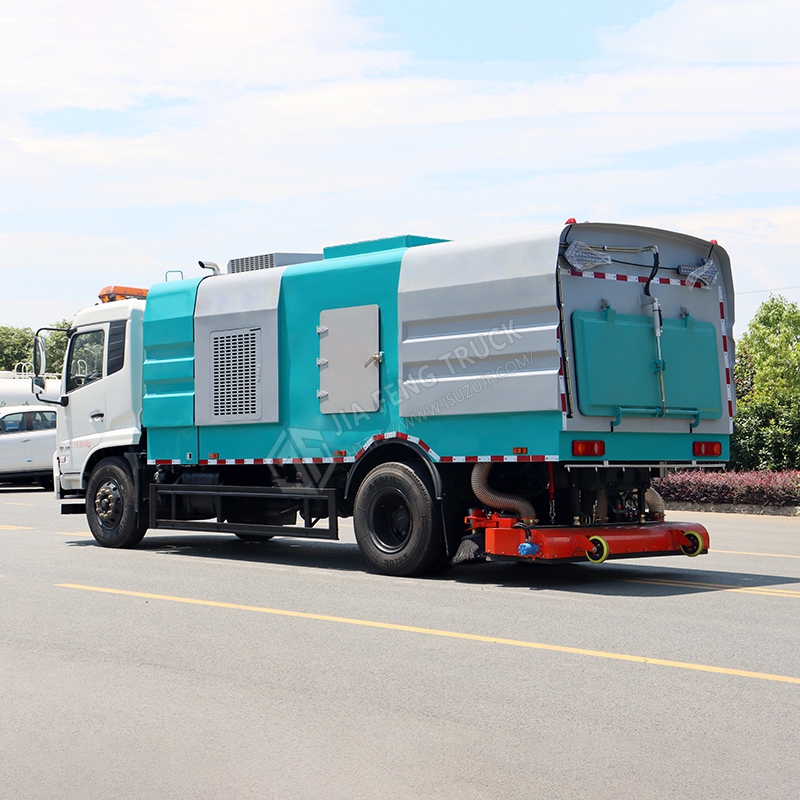 Dongfeng Tianjin Rear-Mounted Vacuum Truck