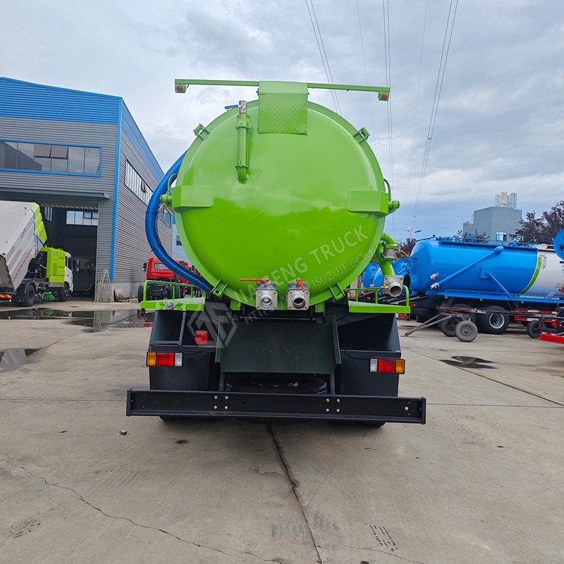 Isuzu GIGA Green Vacuum Truck