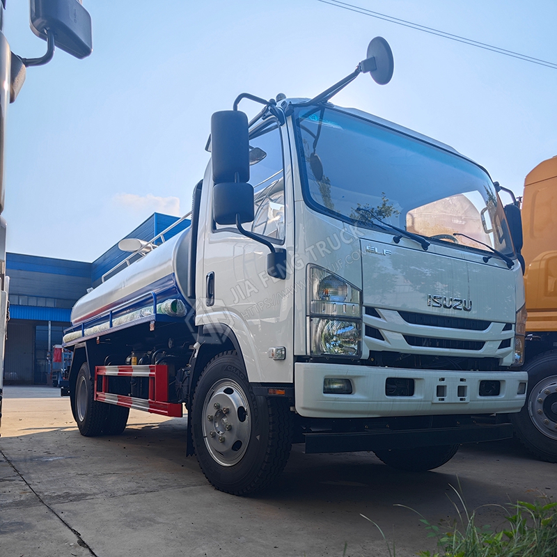 Isuzu KV100 Manure and Sewage Treatment Truck
