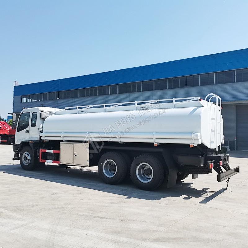 Isuzu 16-ton Water Supply Truck
