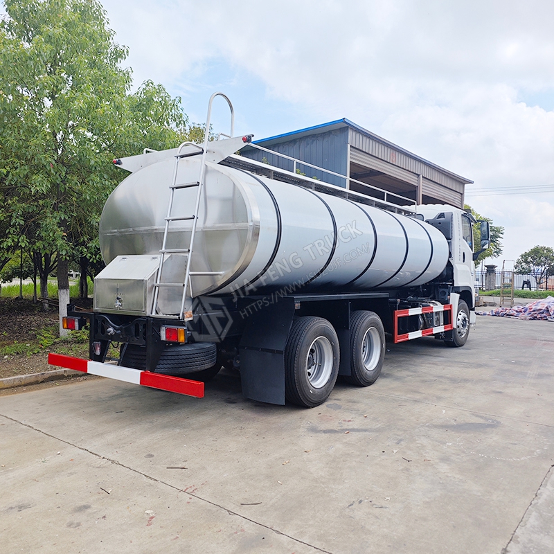 Isuzu 6x4 Milk Delivery Truck