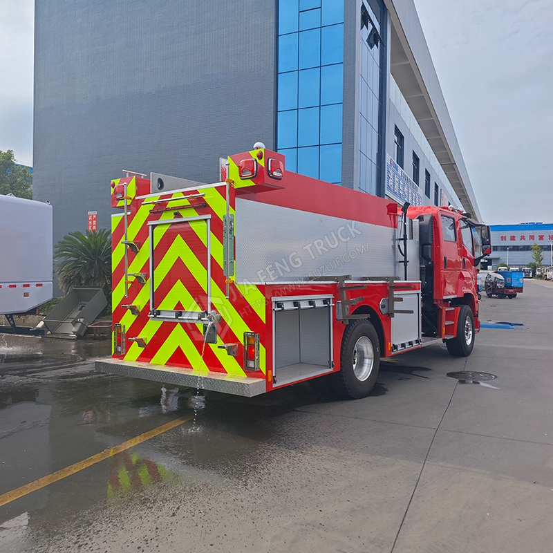 Isuzu 4x2 Lighting Truck