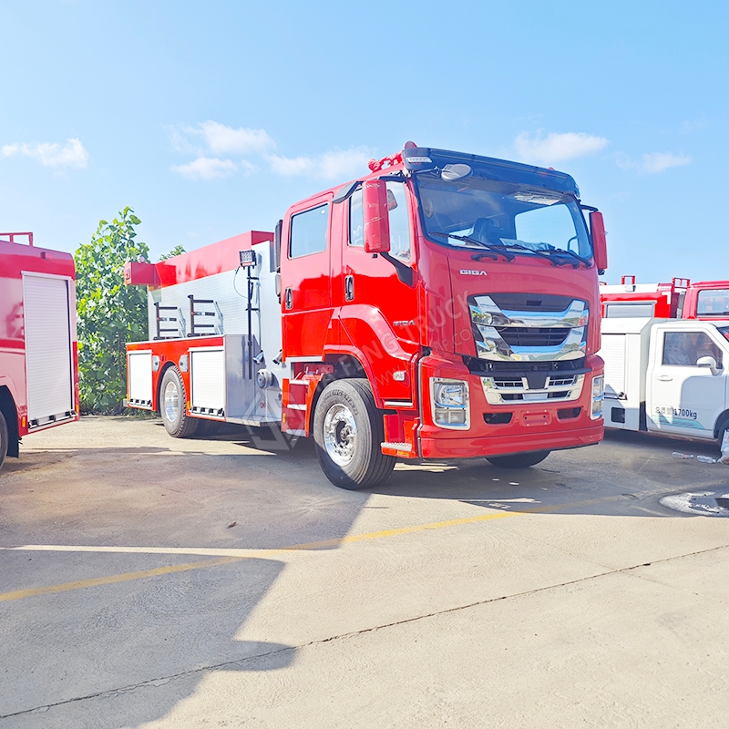 Isuzu 4x2 Lighting Truck