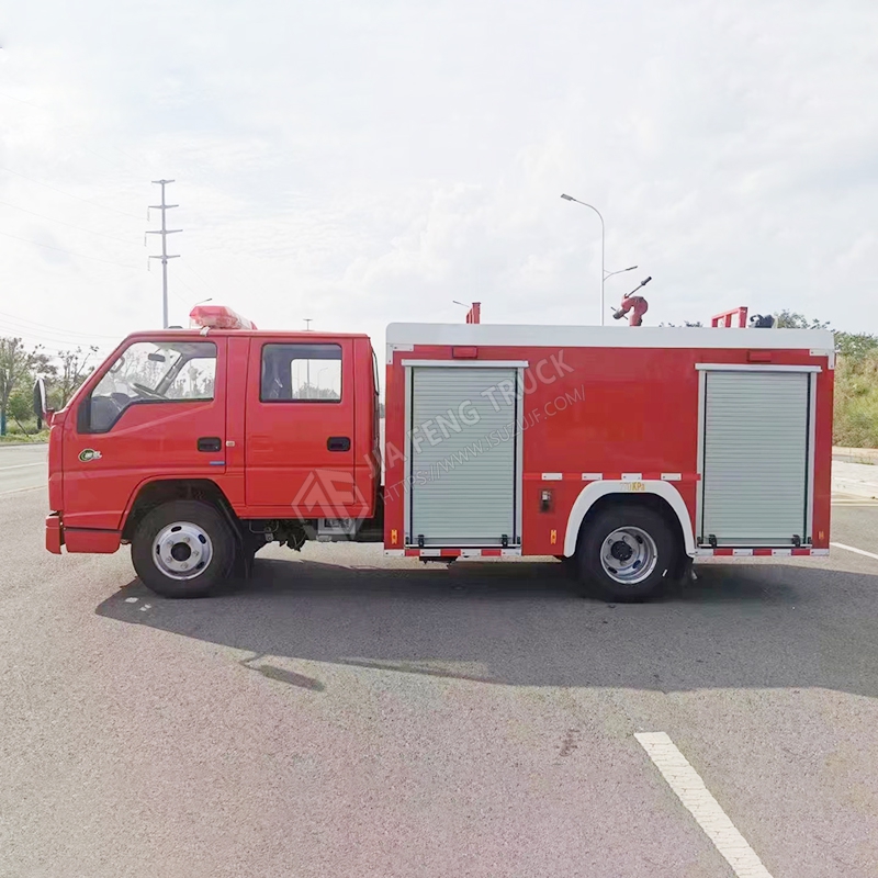 Jiangling 2-Ton Water Tank Fire Truck