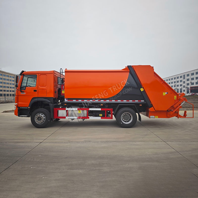 Sinotruk HOWO 12-cubic-meter Compactor Garbage Truck