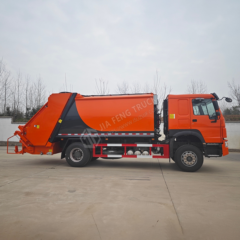 Sinotruk HOWO 12-cubic-meter Compactor Garbage Truck