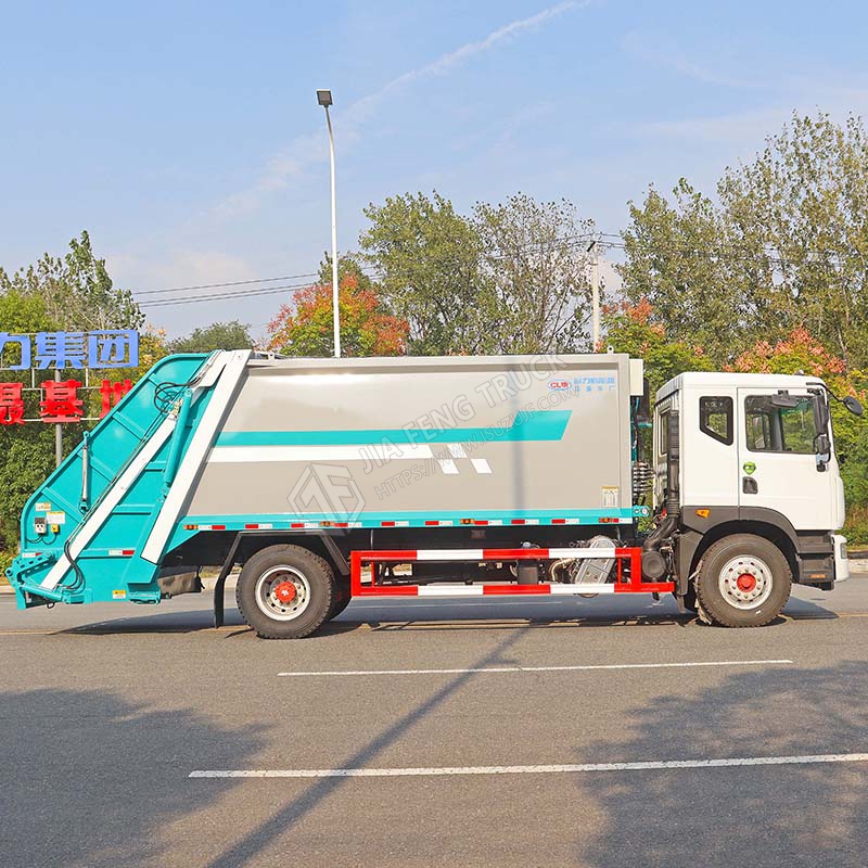 Dongfeng D9 17-cubic-meter Compactor Garbage Truck