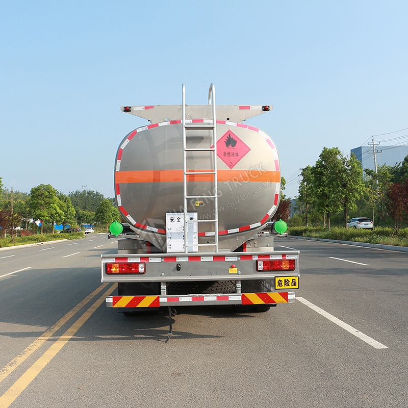 Sinotruk 17 طن سبيكة الألومنيوم شاحنة خزان الوقود