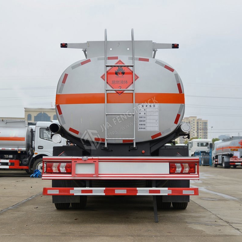 JAC V7 6000L شاحنة خزان الوقود