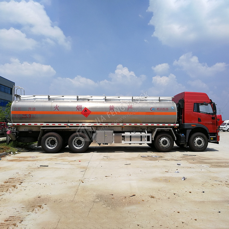 شاحنة ناقلة زيت سبيكة الألومنيوم FAW 4x8 20 طن