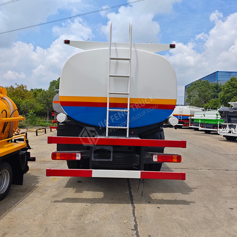 شاحنة خزانة Sinotruk HOWO 4x2