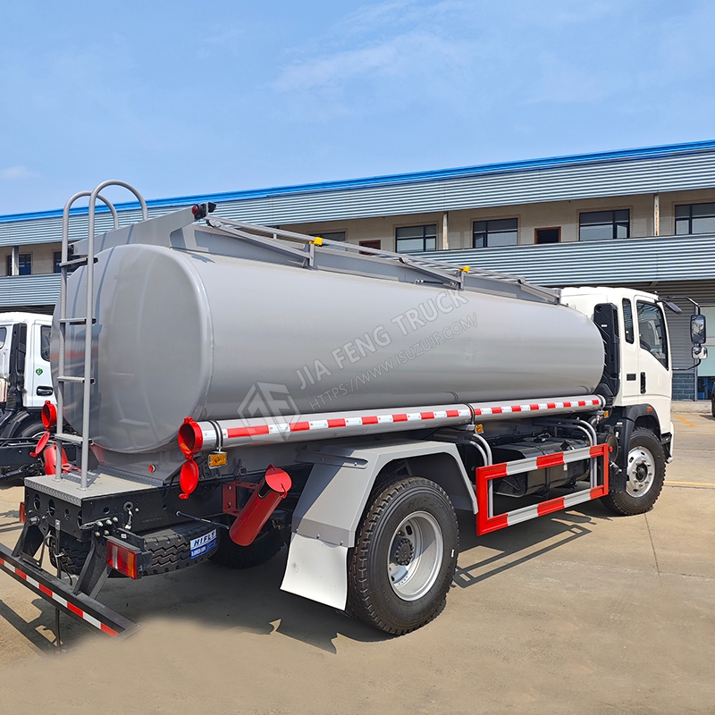 Sinotruk HOWO 4x2 Cami&oacute;n De Combustible