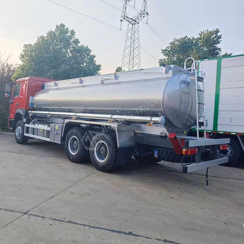 شاحنة الوقود Sinotruk HOWO 6x4