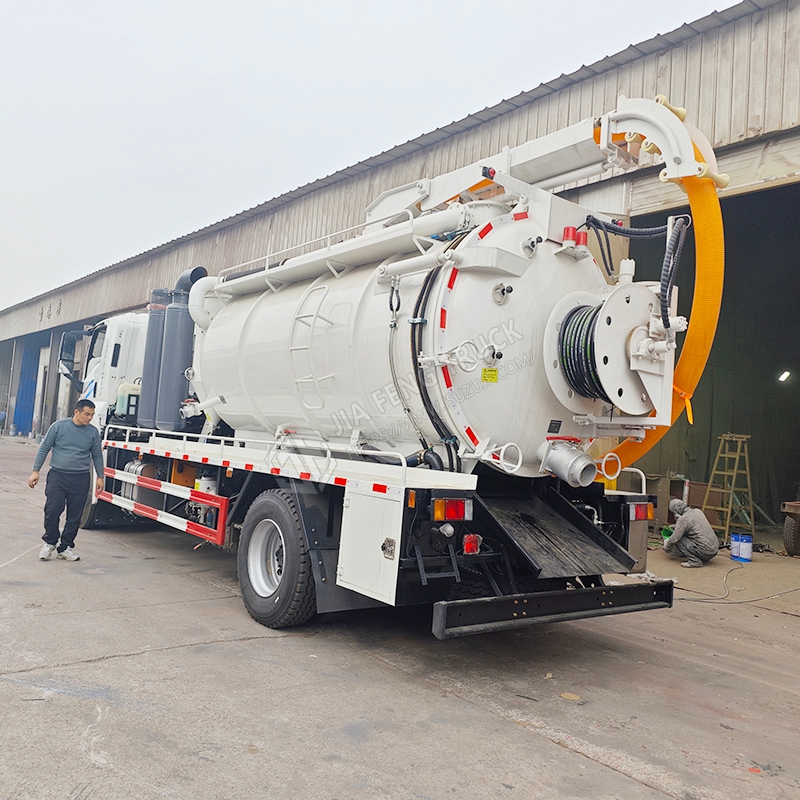 Isuzu Juka Sewer Cleaning Truck