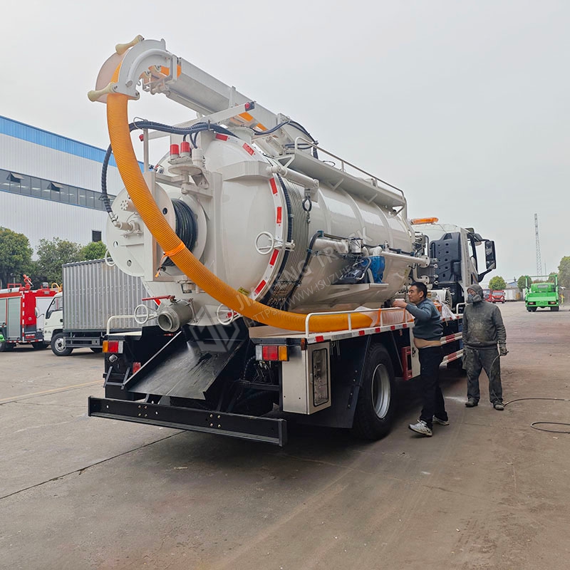 Isuzu Juka Sewer Cleaning Truck