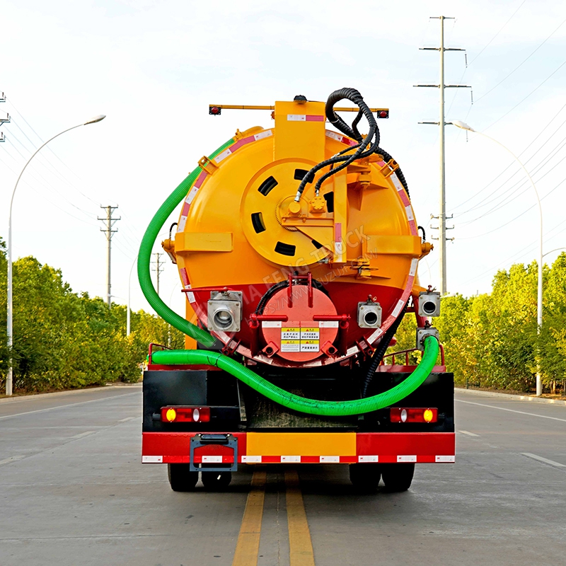 Dongfeng Tianjin 4x2 15-cubic-meter Cleaning Suction Truck